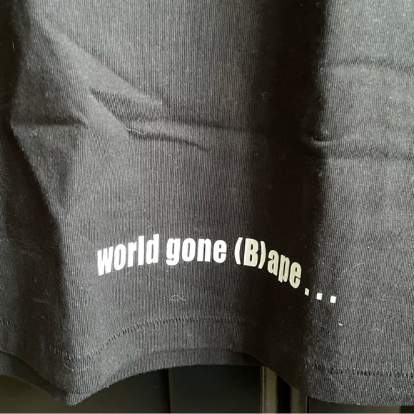 Host Pick ⭐️(B)APETAVERSE Exclusive NFT Shirt (L) - Picture 5 of 13